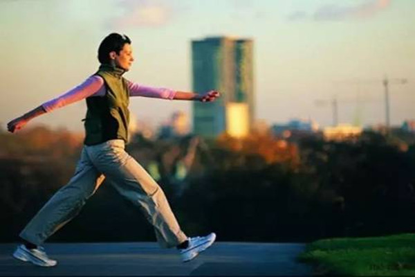 快走能降血壓嗎 快走能降血脂嗎 快走能降血壓嗎 快走能降血脂嗎