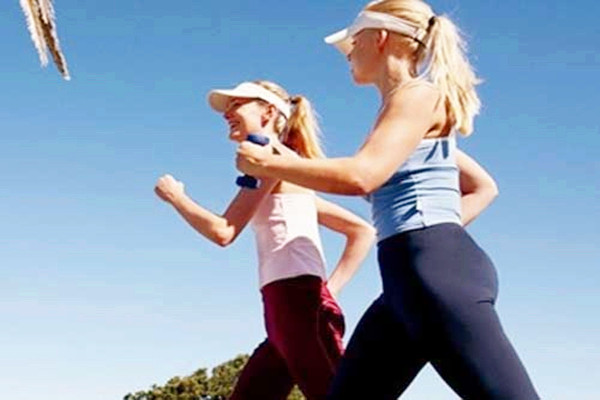 快走會損傷膝蓋嗎 快走怎樣不傷膝蓋 快走會損傷膝蓋嗎 快走怎樣不傷膝蓋