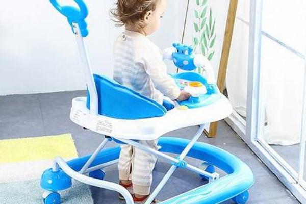 學(xué)步車是否有利于嬰幼兒學(xué)步 學(xué)步車是圓形的好還是U型的好 學(xué)步車是否有利于嬰幼兒學(xué)步 學(xué)步車是圓形的好還是U型的好