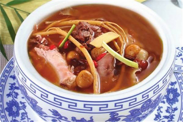 兔肉可以煮湯嗎 兔肉煮湯加什么藥材滋陰 兔肉可以煮湯嗎 兔肉煮湯加什么藥材滋陰