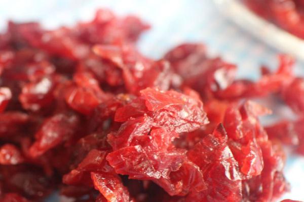 蔓越莓干保質(zhì)期是多長(zhǎng)時(shí)間 蔓越莓干過期了能吃嗎