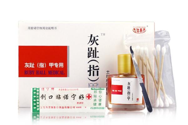 亮甲要連續(xù)用多長(zhǎng)時(shí)間 亮甲會(huì)讓指甲脫落嗎