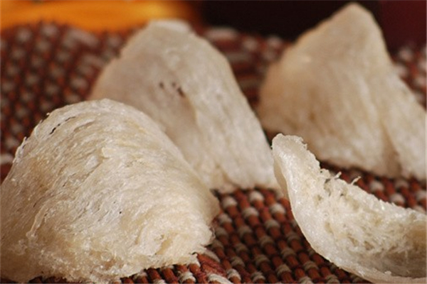 燕窩用什么水浸泡比較好 燕窩要浸泡多長(zhǎng)時(shí)間 燕窩用什么水浸泡比較好 燕窩要浸泡多長(zhǎng)時(shí)間