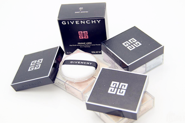 紀(jì)梵希散粉跟花西子散粉哪個好 花西子散粉與紀(jì)梵希散粉的對比差異