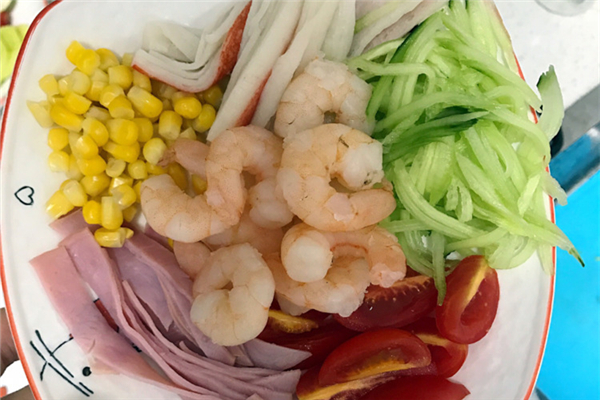 減脂餐是健身前吃還是健身后吃 減脂餐什么時候吃合適