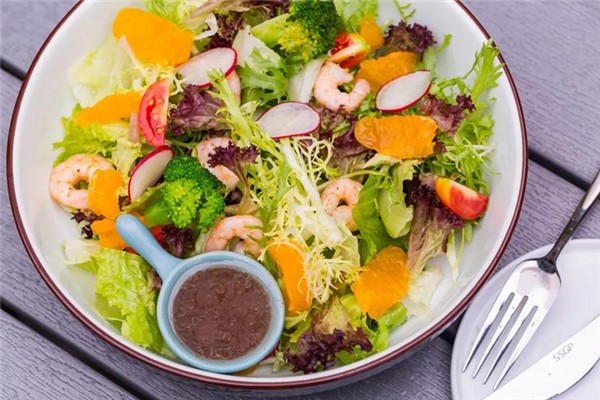 輕食減肥對(duì)身體有害嗎 輕食吃多久會(huì)瘦