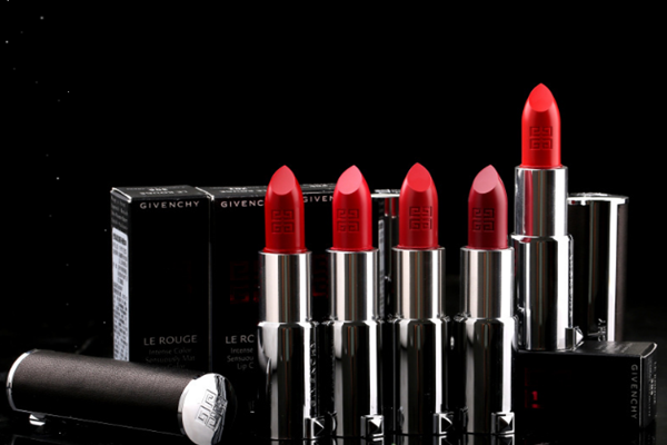 紀梵?？诩t怎么看生產(chǎn)日期 紀梵希口紅怎么辨別真假