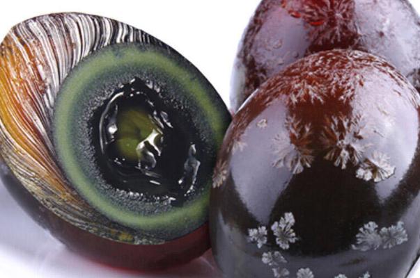 皮蛋是上火的還是降火的 皮蛋是哪里的特產(chǎn) 皮蛋是上火的還是降火的 皮蛋是哪里的特產(chǎn)