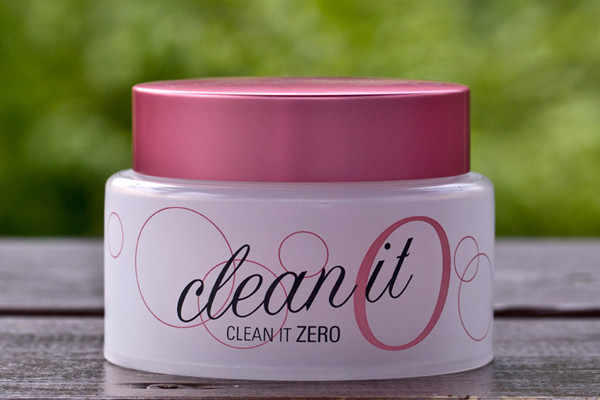 卸妝膏能天天用嗎 卸妝膏能當洗面奶嗎 卸妝膏能天天用嗎 卸妝膏能當洗面奶嗎