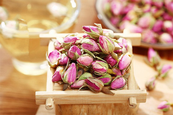 玫瑰花茶能否長(zhǎng)期飲用 玫瑰花茶能否緩解痛經(jīng) 玫瑰花茶能否長(zhǎng)期飲用 玫瑰花茶能否緩解痛經(jīng)