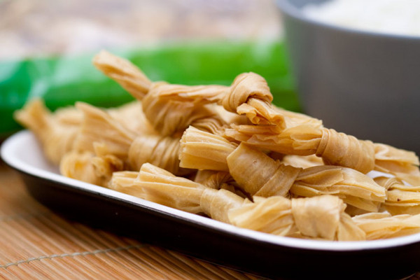 腐竹的熱量高嗎 腐竹減肥期間能吃嗎 腐竹的熱量高嗎 腐竹減肥期間能吃嗎