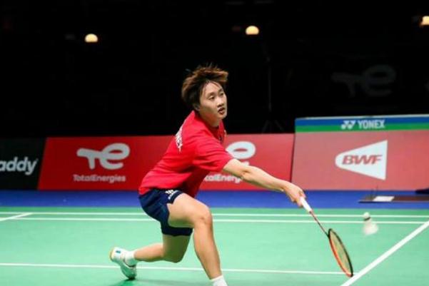 打羽毛球能長高嗎 打羽毛球的正確姿勢(shì)和動(dòng)作