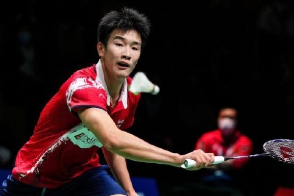 打羽毛球要穿什么鞋 打羽毛球要注意的事項(xiàng) 打羽毛球要穿什么鞋 打羽毛球要注意的事項(xiàng)