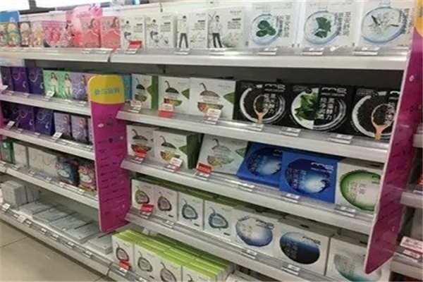 屈臣氏是哪里的品牌 屈臣氏是一個(gè)牌子還是一個(gè)店 屈臣氏是哪里的品牌 屈臣氏是一個(gè)牌子還是一個(gè)店