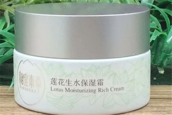 相宜本草面霜哪個(gè)好用 相宜本草面霜適合年齡 相宜本草面霜哪個(gè)好用 相宜本草面霜適合年齡