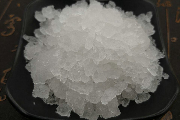 芒硝會灼傷皮膚嗎 芒硝使用注意事項