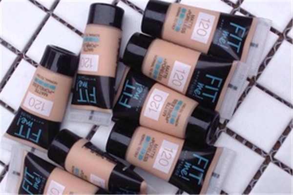 美寶蓮巨持妝粉底液怎么樣 美寶蓮粉底液正品查詢(xún) 美寶蓮巨持妝粉底液怎么樣 美寶蓮粉底液正品查詢(xún)