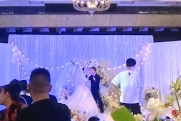 婚禮收禮金的注意事項(xiàng) 婚禮收禮金應(yīng)該給誰