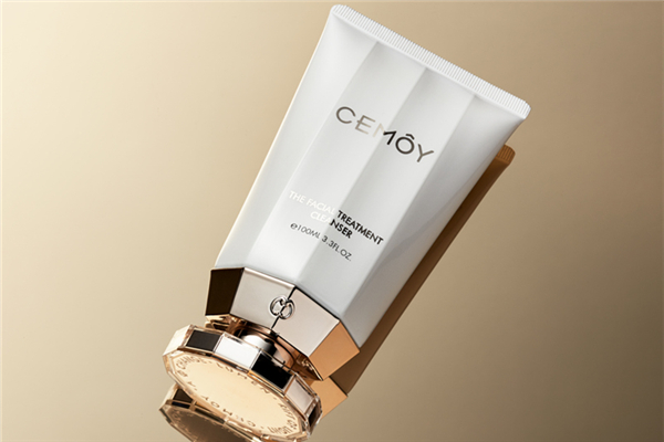 氨基酸洗面奶可以改變膚質嗎 氨基酸洗面奶對閉口粉刺有效果嗎