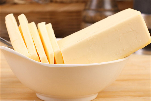 黃油軟化需要多長時間 黃油軟化過度怎么辦 黃油軟化需要多長時間 黃油軟化過度怎么辦