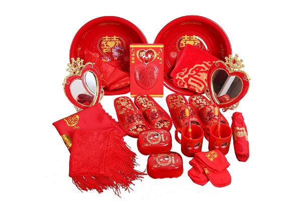 嫁妝一般要準(zhǔn)備什么 嫁妝是什么意思 嫁妝一般要準(zhǔn)備什么 嫁妝是什么意思