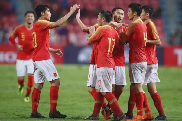 足球比賽是幾號(hào)足球 足球比賽換人名額是幾個(gè) 足球比賽是幾號(hào)足球 足球比賽換人名額是幾個(gè)