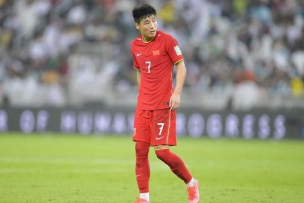 足球比賽是幾號(hào)足球 足球比賽換人名額是幾個(gè) 足球比賽是幾號(hào)足球 足球比賽換人名額是幾個(gè)