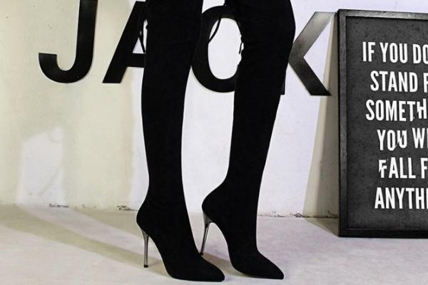 長筒靴買大還是買小 長筒靴買加絨還是單的 長筒靴買大還是買小 長筒靴買加絨還是單的