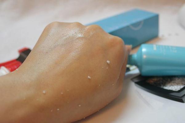 去角質(zhì)會變白嗎 去角質(zhì)會不會使毛孔粗大 去角質(zhì)會變白嗎 去角質(zhì)會不會使毛孔粗大