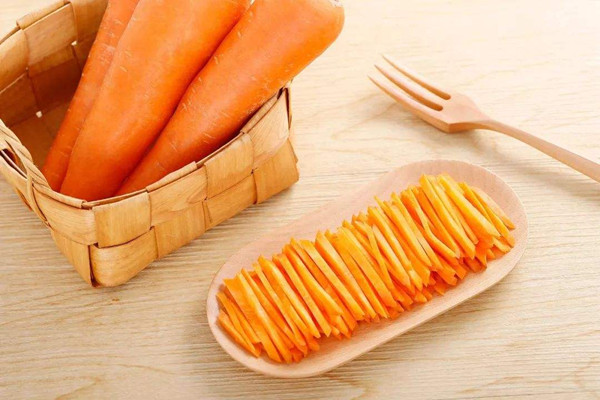 胡蘿卜有助于排便嗎 胡蘿卜有助于長高嗎 胡蘿卜有助于排便嗎 胡蘿卜有助于長高嗎