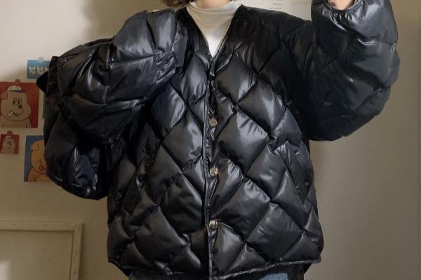 棉服和羽絨服的區(qū)別 棉服洗完后一坨一坨的怎么恢復(fù) 棉服和羽絨服的區(qū)別 棉服洗完后一坨一坨的怎么恢復(fù)