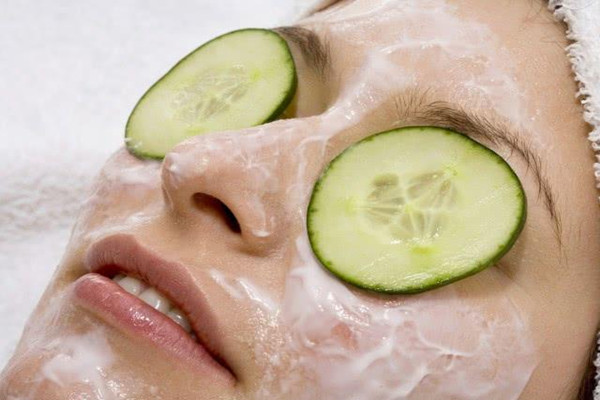 黃瓜片敷臉可以天天敷嗎 黃瓜片可以去黑眼圈嗎 黃瓜片敷臉可以天天敷嗎 黃瓜片可以去黑眼圈嗎