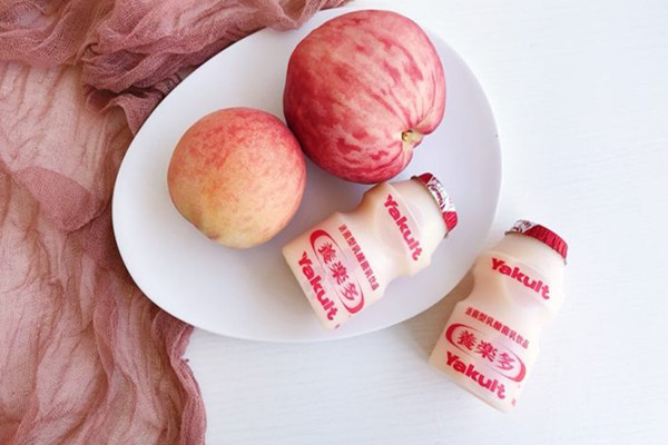 養(yǎng)樂(lè)多和酸奶的區(qū)別在哪 養(yǎng)樂(lè)多和牛奶有什么區(qū)別 養(yǎng)樂(lè)多和酸奶的區(qū)別在哪 養(yǎng)樂(lè)多和牛奶有什么區(qū)別