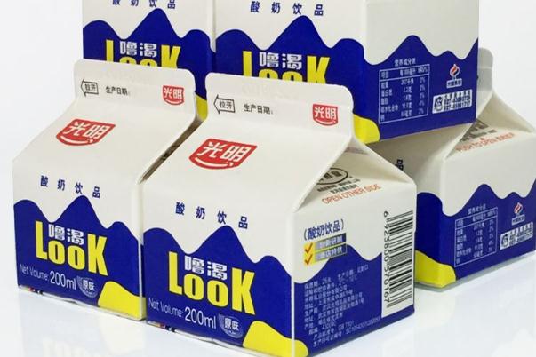 光明酸奶?？视袪I養(yǎng)嗎 喝光明酸牛奶的最佳時間