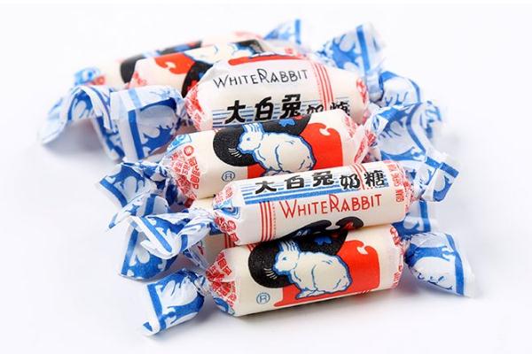 大白兔奶糖的保質(zhì)期一般是多久 大白兔奶糖過(guò)期了還能吃嗎 大白兔奶糖的保質(zhì)期一般是多久 大白兔奶糖過(guò)期了還能吃嗎