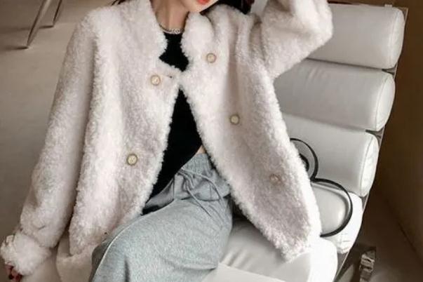 羊羔毛可以曬太陽(yáng)嗎 羊羔毛如何清洗不會(huì)掉起毛