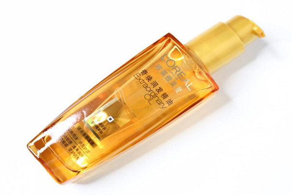 歐萊雅護(hù)發(fā)精油可以跟護(hù)發(fā)素一起用嗎 歐萊雅護(hù)發(fā)精油可以抹頭皮嗎 歐萊雅護(hù)發(fā)精油可以跟護(hù)發(fā)素一起用嗎 歐萊雅護(hù)發(fā)精油可以抹頭皮嗎