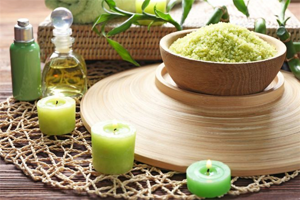 沐浴鹽能祛痘嗎 沐浴鹽洗臉的正確使用方法 沐浴鹽能祛痘嗎 沐浴鹽洗臉的正確使用方法