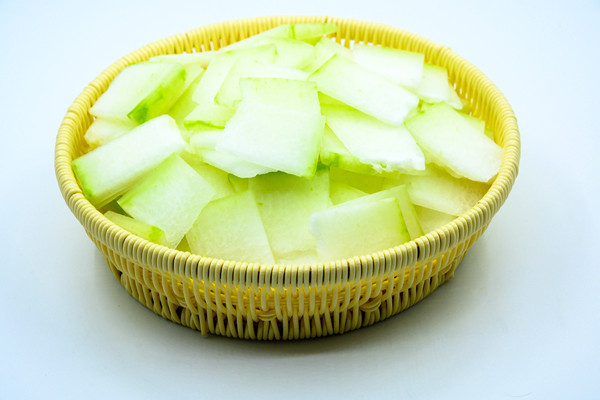 冬瓜是涼性還是熱性 冬瓜是哪個(gè)季節(jié)的菜 冬瓜是涼性還是熱性 冬瓜是哪個(gè)季節(jié)的菜