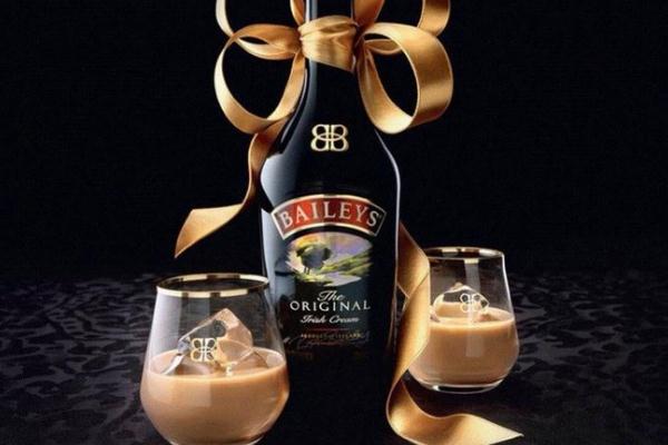 百利甜酒容易醉嗎 百利甜酒一瓶能醉嗎 百利甜酒容易醉嗎 百利甜酒一瓶能醉嗎