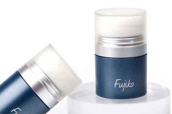 蓬蓬粉是散粉嗎 蓬蓬粉是什么成分 蓬蓬粉是散粉嗎 蓬蓬粉是什么成分