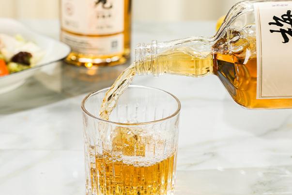 梅見(jiàn)青梅酒有幾種 梅見(jiàn)青梅酒有助于睡眠嗎