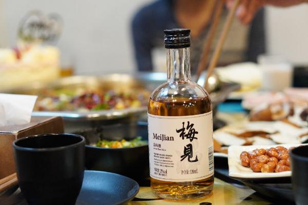 梅見青梅酒的功效與作用 梅見青梅酒保質(zhì)期 梅見青梅酒的功效與作用 梅見青梅酒保質(zhì)期