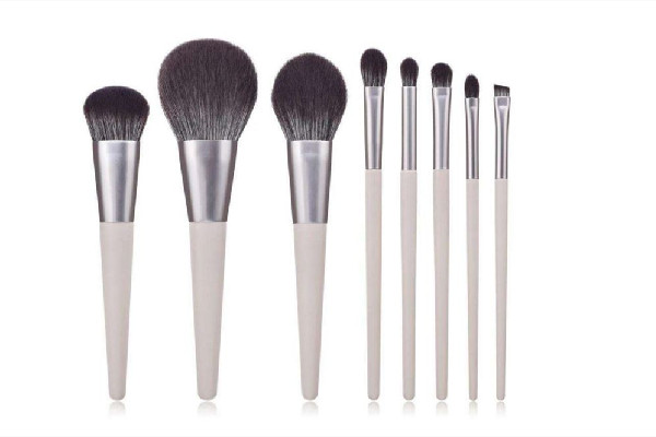 化妝刷有什么毛 化妝刷纖維毛和動物毛哪個(gè)好