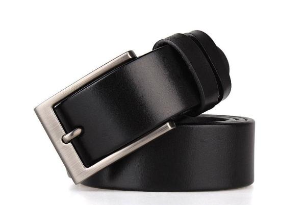 皮帶是從左邊還是右邊 皮帶是自動(dòng)扣好還是平滑扣好 皮帶是從左邊還是右邊 皮帶是自動(dòng)扣好還是平滑扣好