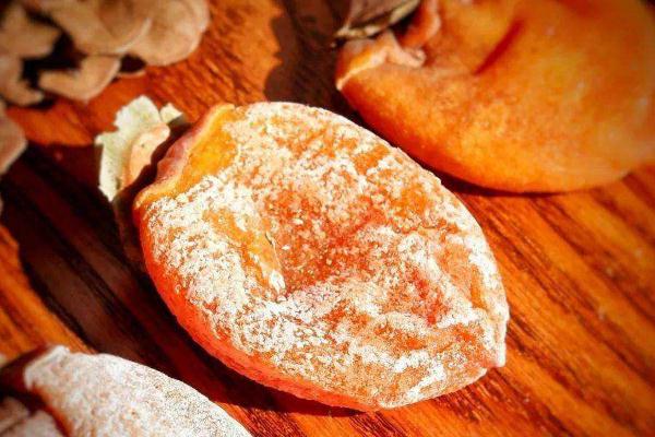 柿餅一天最多可以吃幾個(gè) 柿餅怎么保存不會壞