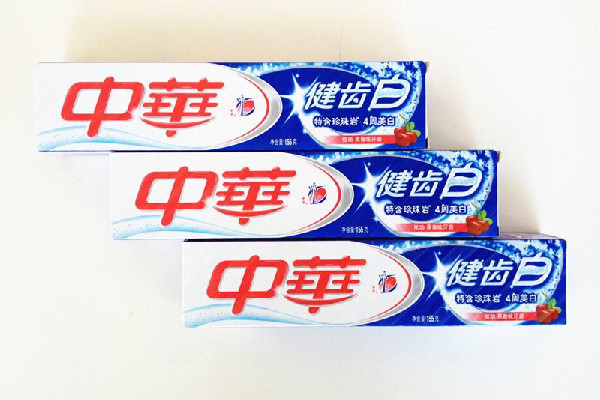 中華牙膏有沒(méi)有錫紙封口 中華牙膏怎么辨別真假