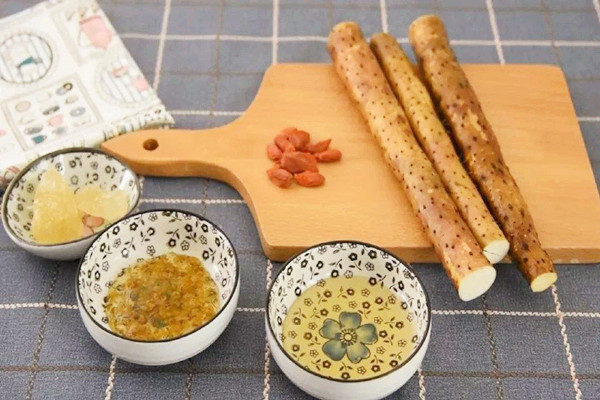 山藥是否能生吃 山藥生著吃好還是熟著吃好 山藥是否能生吃 山藥生著吃好還是熟著吃好