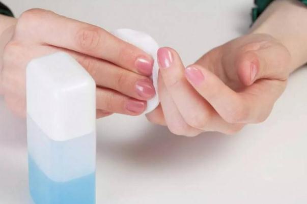 洗甲水是什么東西 洗甲水和卸甲水哪個好 洗甲水是什么東西 洗甲水和卸甲水哪個好