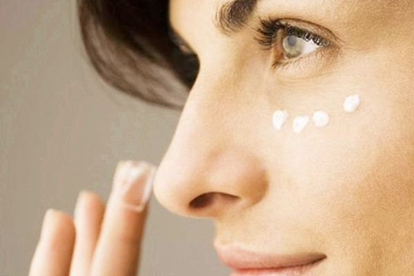 脂肪?？梢宰约合龁?脂肪粒會不會傳染